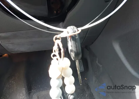 2014 Ford Focus Se z USA, uszkodzony, nr VIN 1FADP3F25EL435437